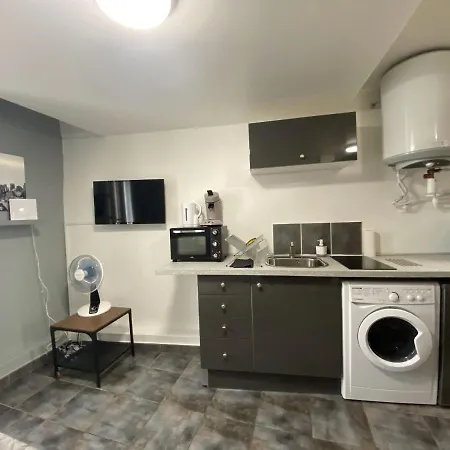 Place D'armes Studio 5' Train/ Port/ Stade/ 10' Plage Wifi Apartment